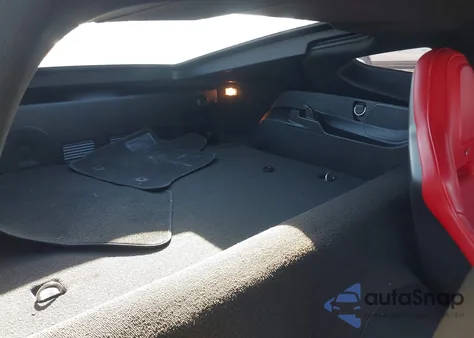 2016 Chevrolet Corvette Stingray Z51 z USA, uszkodzony, nr VIN 1G1YK2D70G5124615